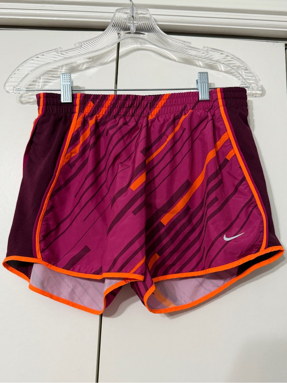 Nike Dry-Fit Women's Magenta Purple Orange Athletic Shorts Size Small